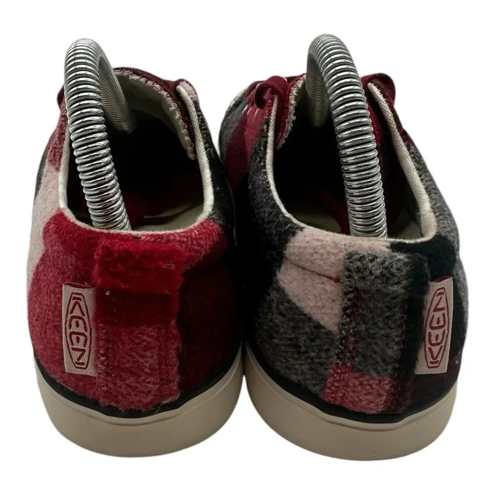 Keen Elsa Sneakers Women's Size 7 Red Gray Buffalo‎ Plaid Lace Up Shoes 1017968